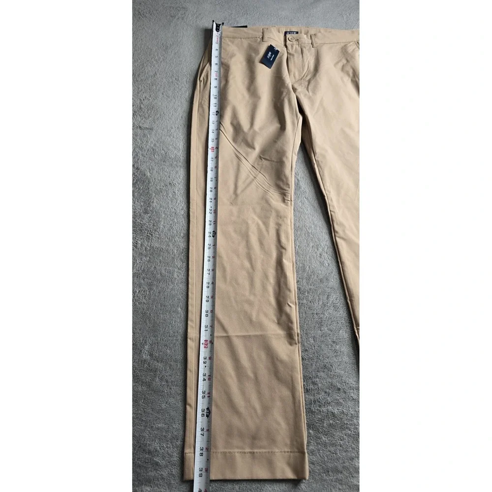 NWT J Crew Tech Pant Mens 30x30 Khaki  Slim Fit Performance Golf Casual Stretch